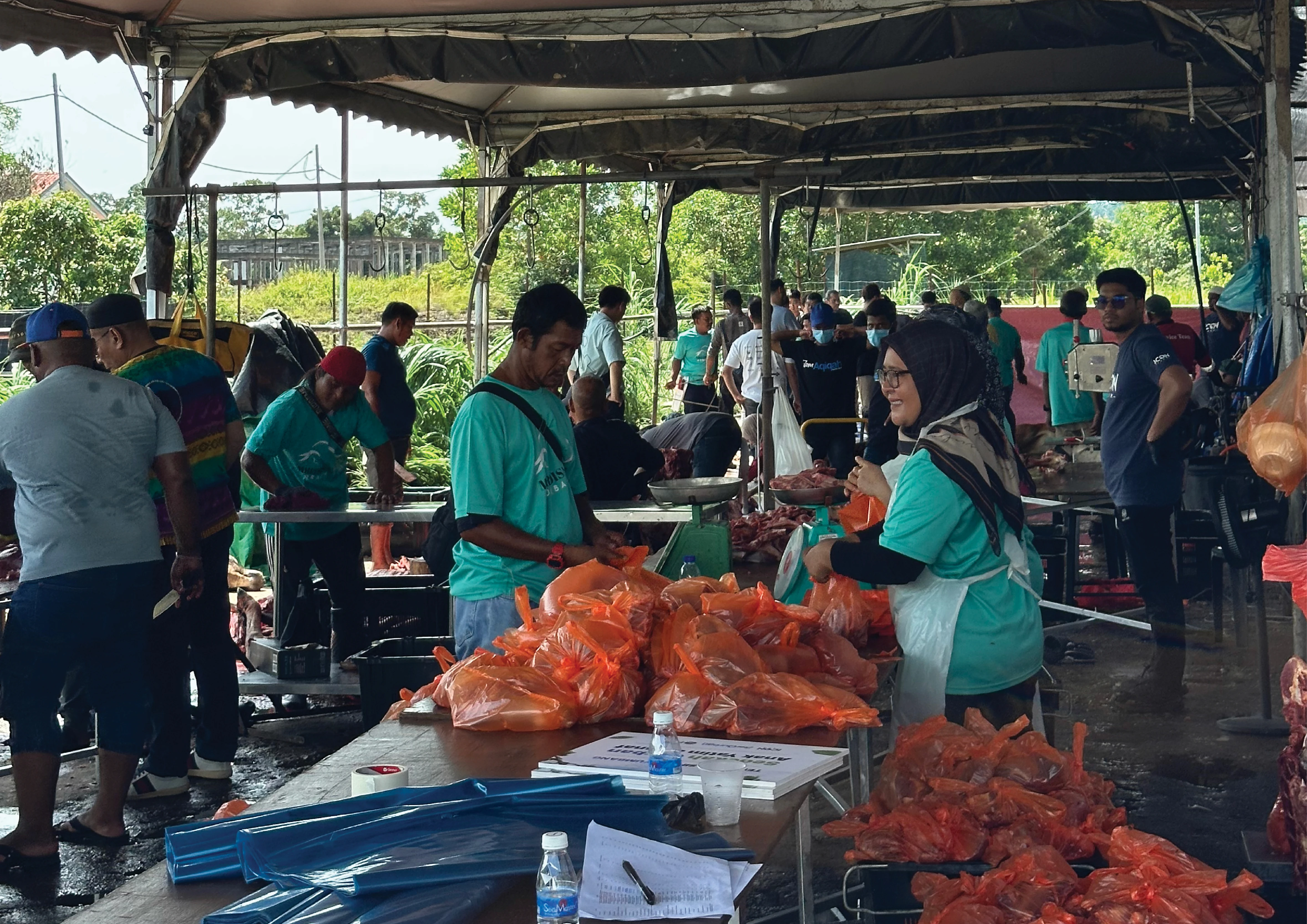 Pengurusan daging qurban oleh pasukan kami